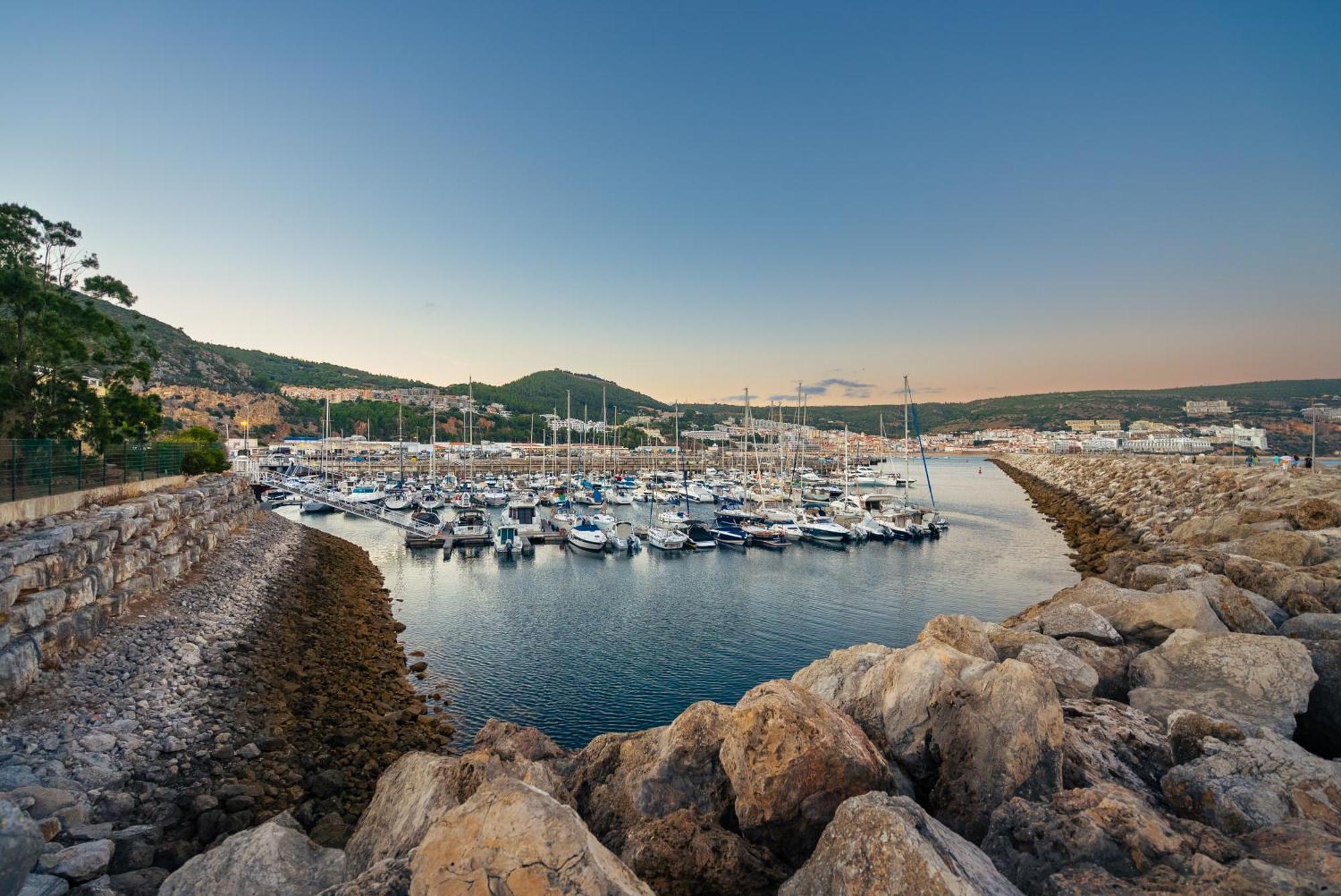 Kampaoh Sesimbra Hotel Buitenkant foto